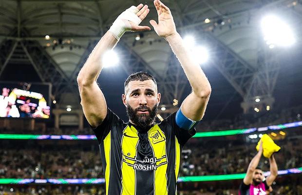 Benzema, spre Premier League! Balonul de Aur, chemat să ,,resusciteze” un colos