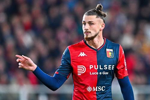 Radu Drăgușin, la Genoa // foto: Guliver/gettyimages