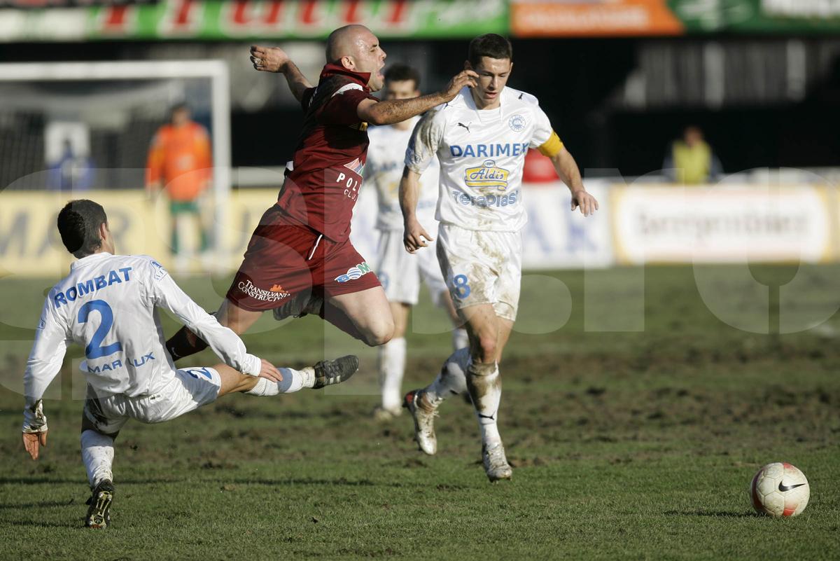 GLORIA BISTRITA - CFR CLUJ 2-2_24.11.2007