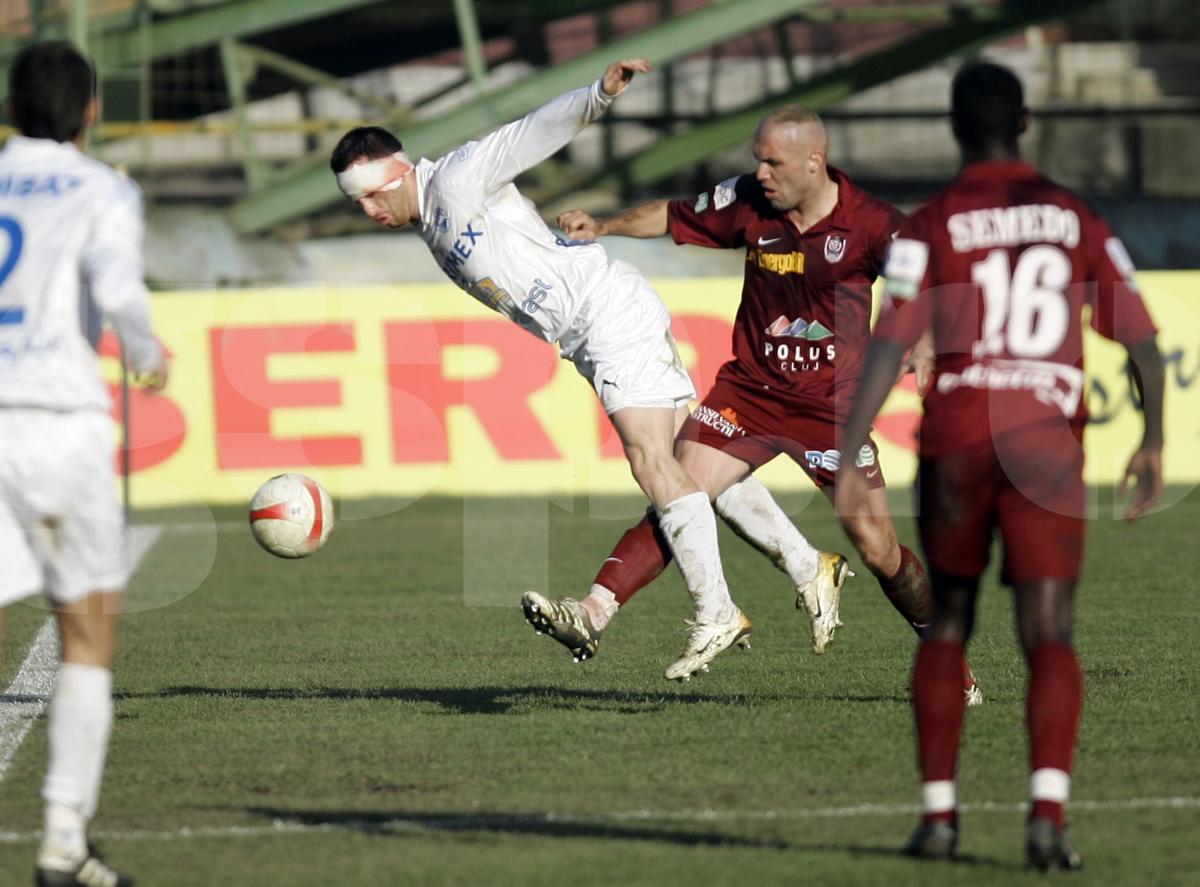 GLORIA BISTRITA - CFR CLUJ 2-2_24.11.2007