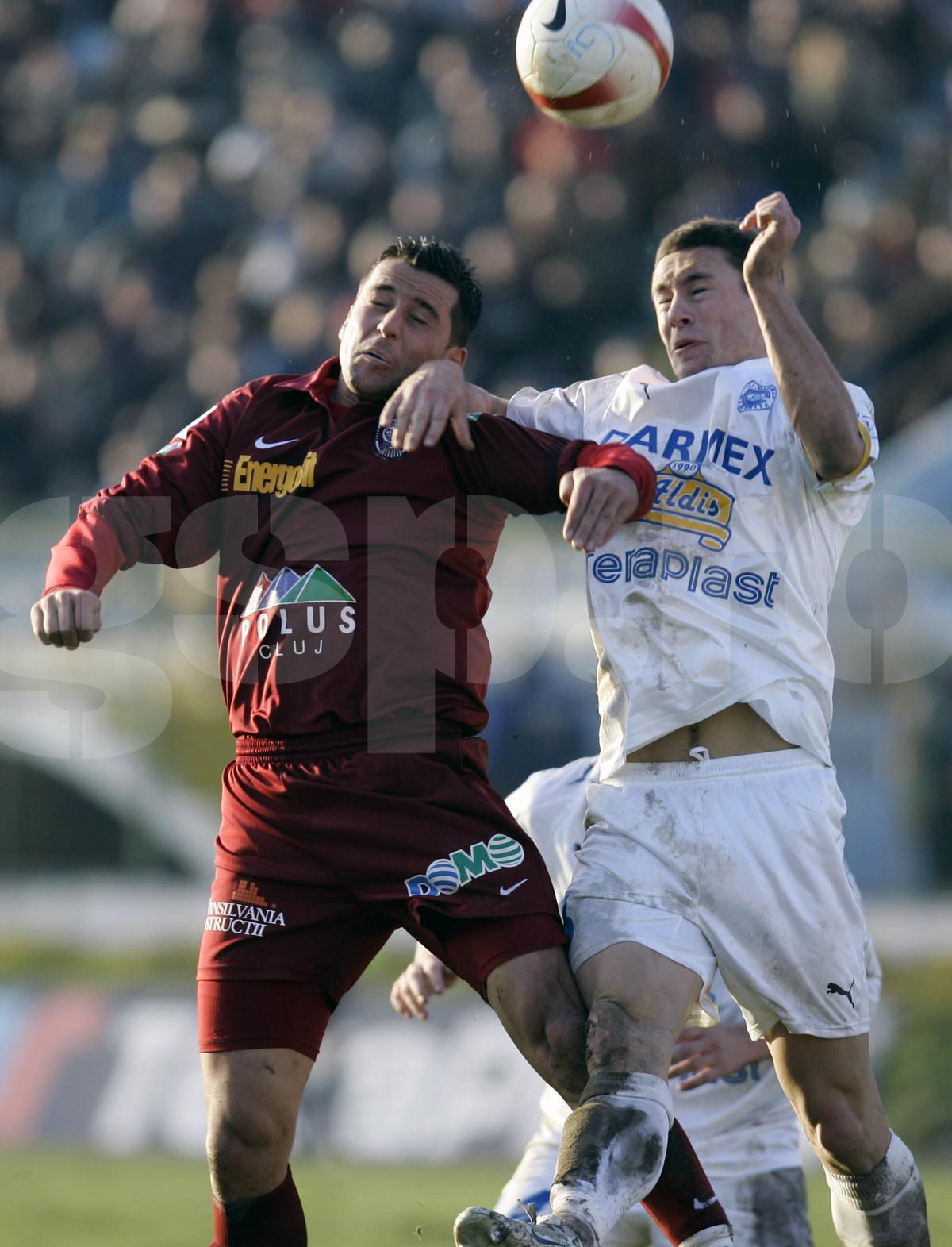GLORIA BISTRITA - CFR CLUJ 2-2_24.11.2007