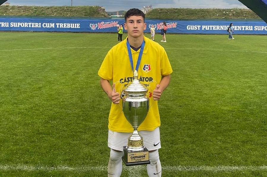 Ioan Bârstan a evoluat și în stagiunea precedentă sub formă de împrumut la Ungheni / Sursă foto: Facebook Noutate în cantonamentul lui CFR Cluj » Situația fotbalistului chemat de Dan Petrescu în Spania: „Așa am convenit”