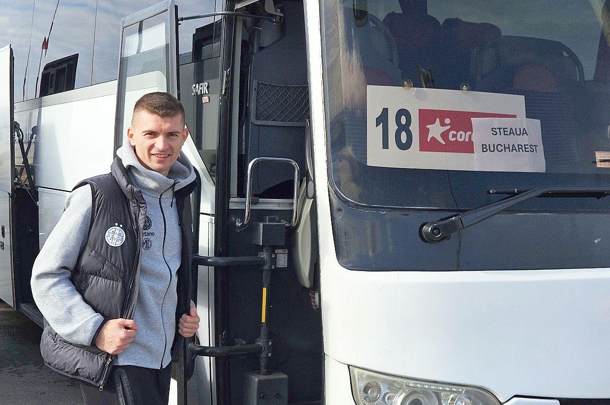 „Ia uite ce scrie aici!” » 6 detalii de la sosirea FCSB în Antalya: autocar venit pentru Steaua București + Lui Chiricheș nu i-au căzut „gradele”