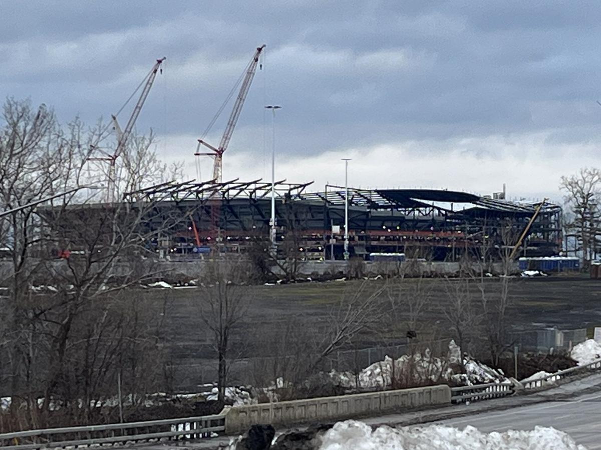 Americanii vin cu o nouă inginerie-SF » Ce va conține stadionul de 1,7 miliarde de dolari din Buffalo, locul unde zăpada ajunge la peste 2 metri în fiecare an