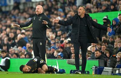 Un fost antrenor din Premier League negociază să-i ia locul celui care vine la Chelsea