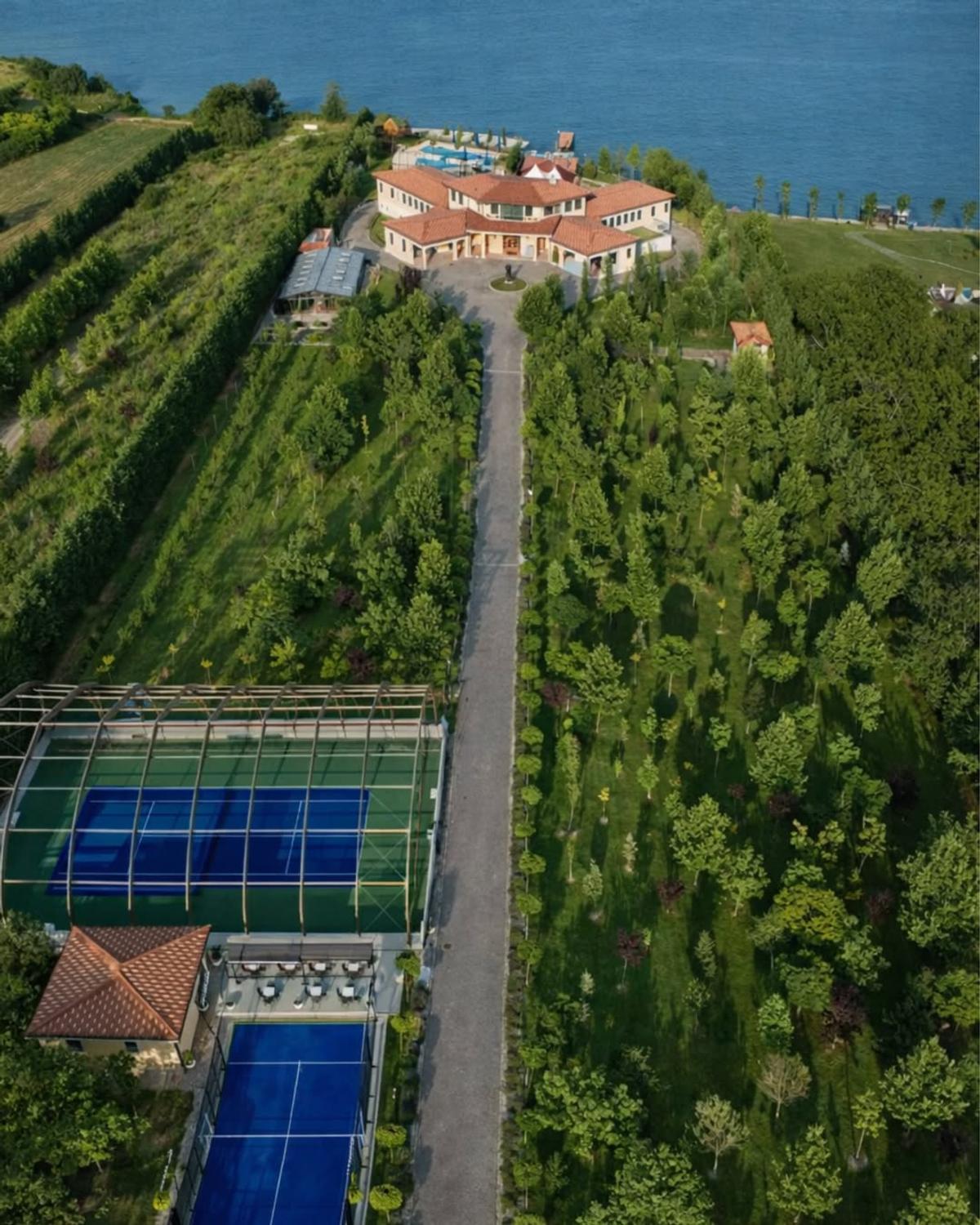 Vila lui Novak Djokovic // foto: Instagram