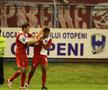 Gualberto Campos, lângă „Săgeată” Niculae / FOTO: Arhivă Gazeta Sporturilor