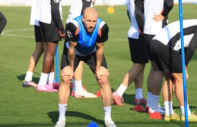 Chinuiți în Antalya » Fotbaliștii de la FCSB, „storși” de Neubert la antrenament! Imagini tari din Turcia