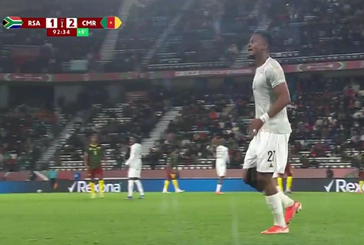Emoții pentru FCSB » Ce a pățit Ngezana la Cupa Africii