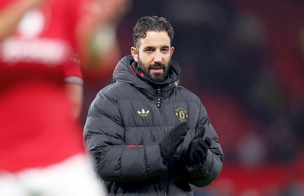 Legenda lui Manchester United ceartă conducerea clubului: „Experimentele trebuie să înceteze”