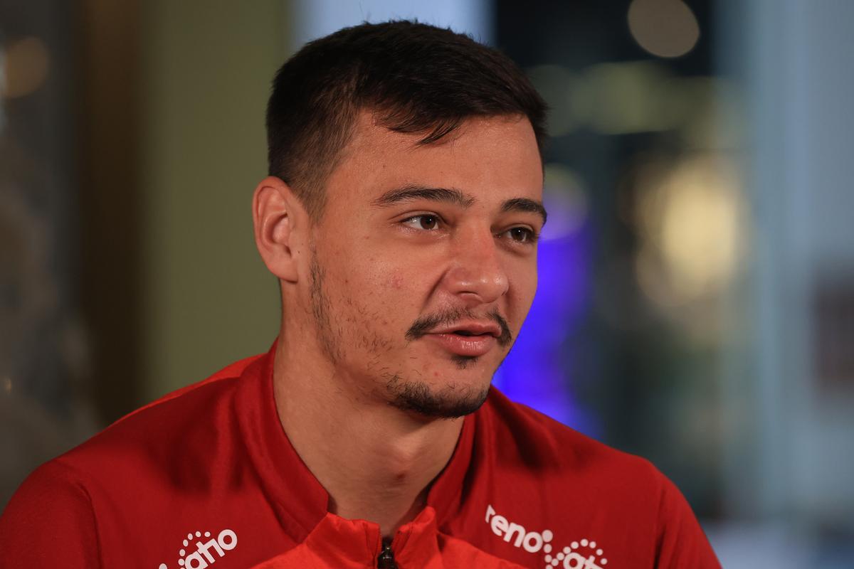 Valentin Țicu, primele declarații în tricoul lui Dinamo: „M-am gândit că nu mai pot juca, dar acum vreau să mă bucur din nou de fotbal” + Ce le-a promis fanilor