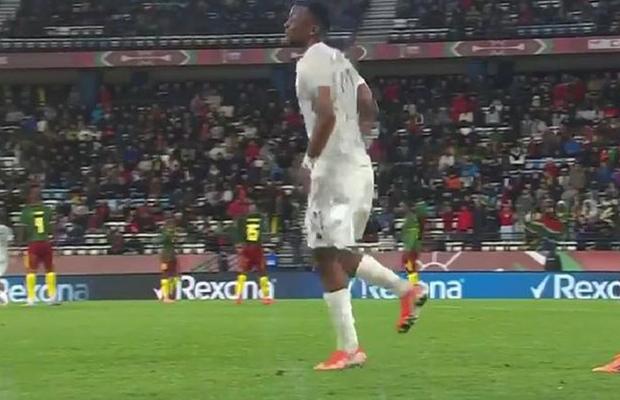 Emoții pentru FCSB » Ce a pățit Ngezana la Cupa Africii