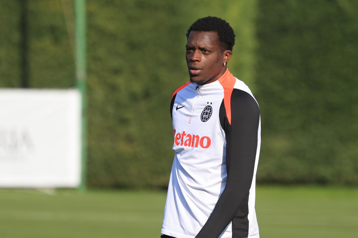 Chinuiți în Antalya » Fotbaliștii de la FCSB, „storși” de Neubert la antrenament! Imagini tari din Turcia