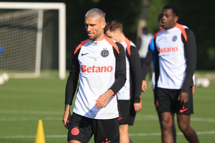 Antrenament FCSB în Antalya, Daniel Bîrligea FOTO: Ionuţ Iordache (GSP)