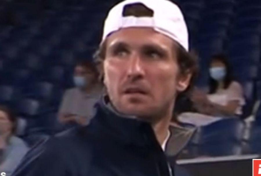 Mischa Zverev / Captură ESPN Tennis Novak Djokovic, criză de nervi la ATP Cup » Gestul sârbului i-a speriat pe adversari