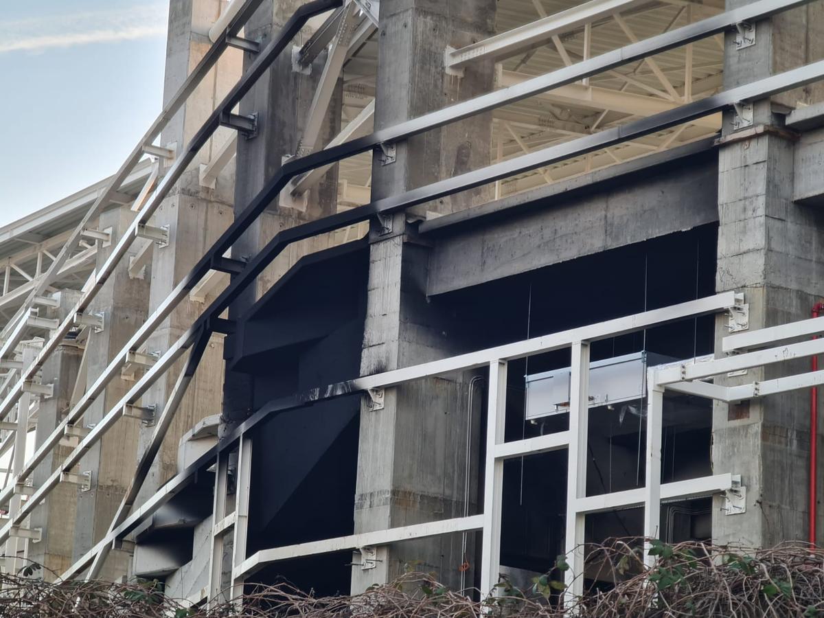 Incendiu în incinta stadionului Giulești
