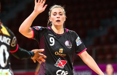 Isabelle Gullden a semnat cu Vipers! Și Nora Mork și-a prelungit contractul