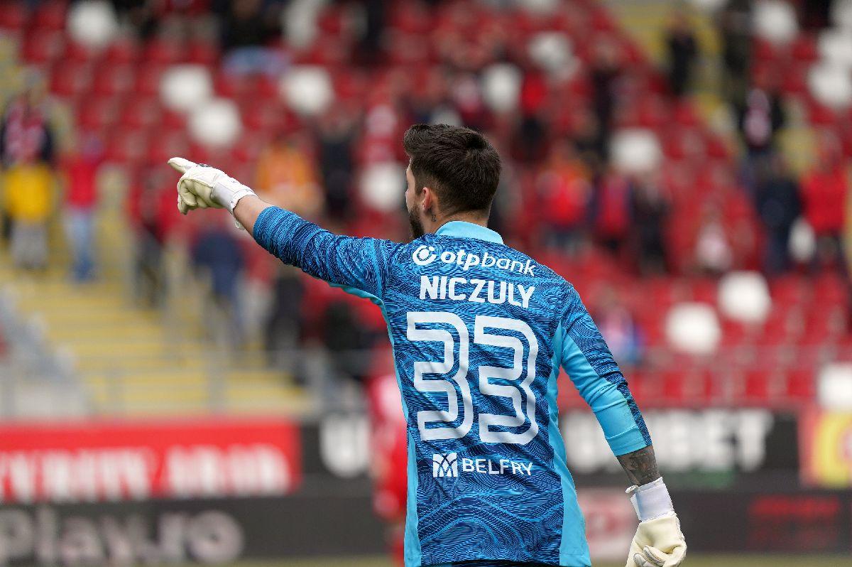 Au schimbat antrenorul, ghinionul a rămas același » UTA, altă ratare uriașă în Liga 1