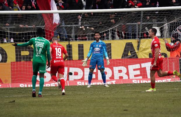 UTA - Sepsi OSK 1-0 » Victorie la debut pentru Ionuț Badea. Unicul gol al întâlnirii a fost marcat de Miculescu