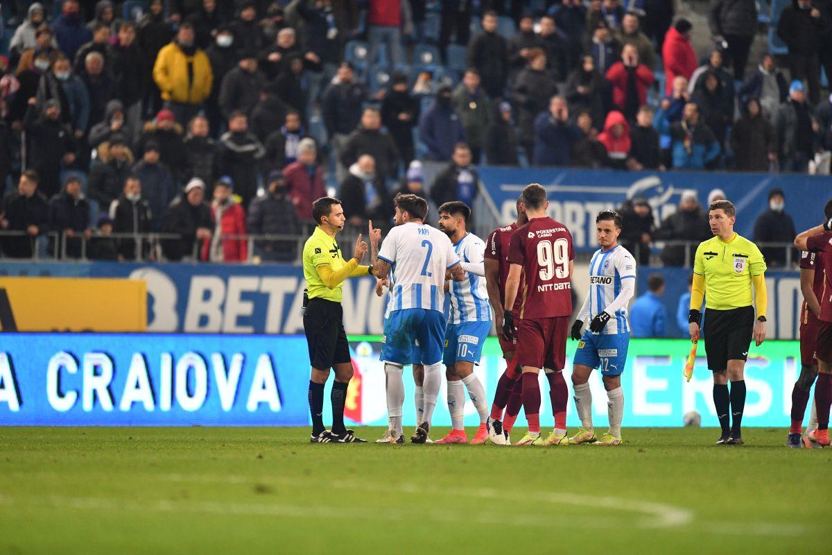 De unde a pornit conflictul din finalul derby-ului Craiova - CFR: „Ne-a înjurat suporterii! Ar fi lipsă de educație să facem la fel”