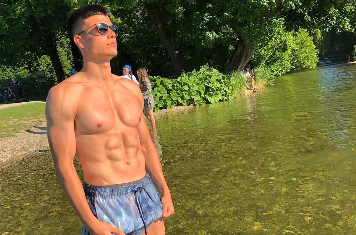 „Daniliuc, stoperul cu corp de culturist” » Fotbalistul care i-a impresionat pe spanioli + De ce nu concepe să joace pentru România