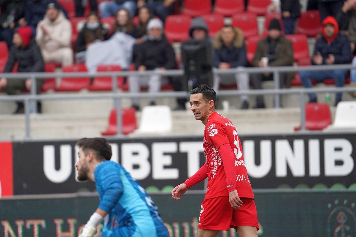Au schimbat antrenorul, ghinionul a rămas același » UTA, altă ratare uriașă în Liga 1