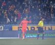 De unde a pornit conflictul din finalul derby-ului Craiova - CFR: „Ne-a înjurat suporterii! Ar fi lipsă de educație să facem la fel”