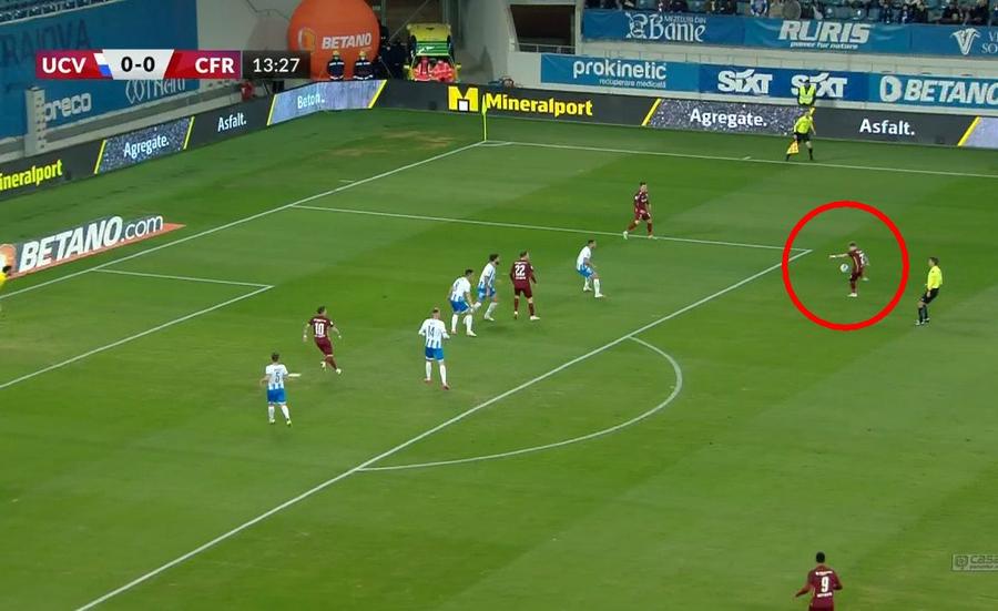 FOTO: Captură @Telekom Sport CSU Craiova - CFR Cluj, deblocat de o gafă de amatori » Cum a ajuns mingea la Petrila
