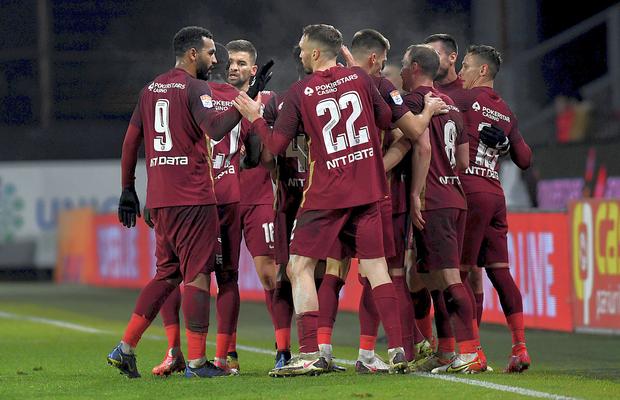 CFR Cluj poate pierde gratis 3 jucători » Niciunul nu și-a prelungit contractul