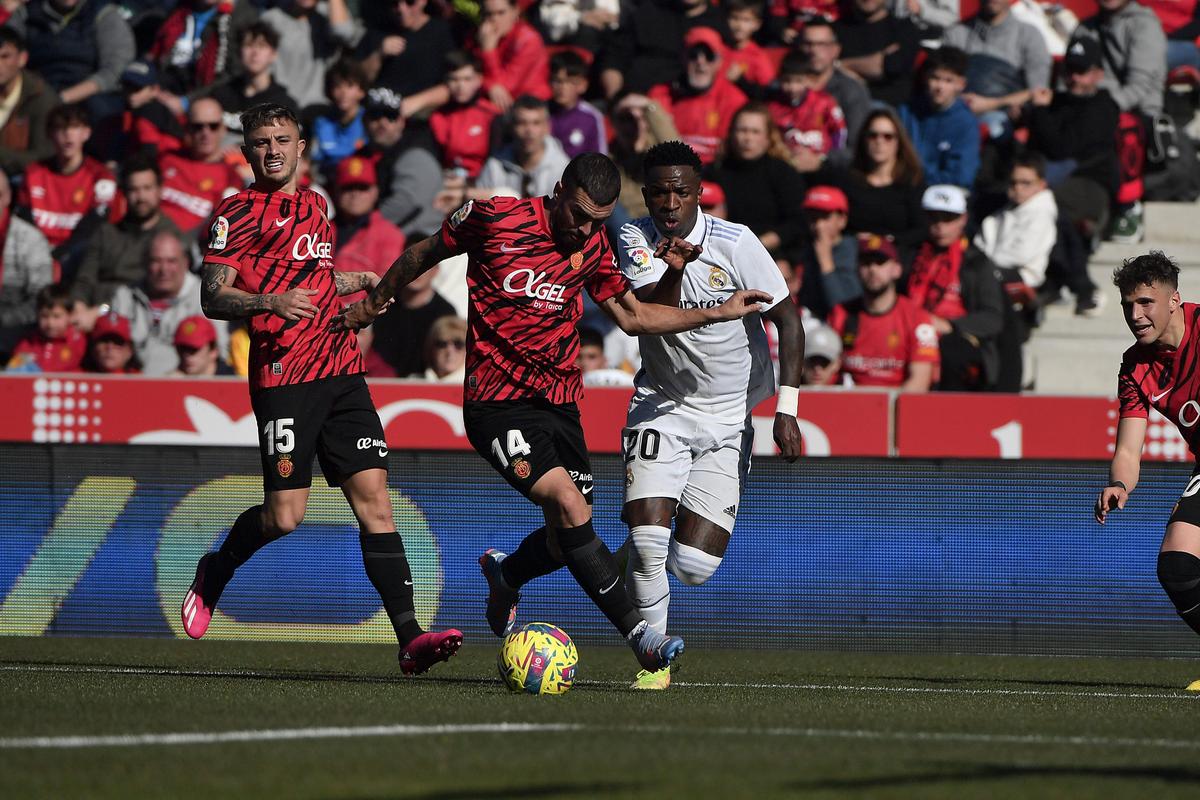 „Plângăciosule!” » Vinicius, inamicul numărul 1 al celor de la Mallorca: „Nu vei avea niciodată banii mei”