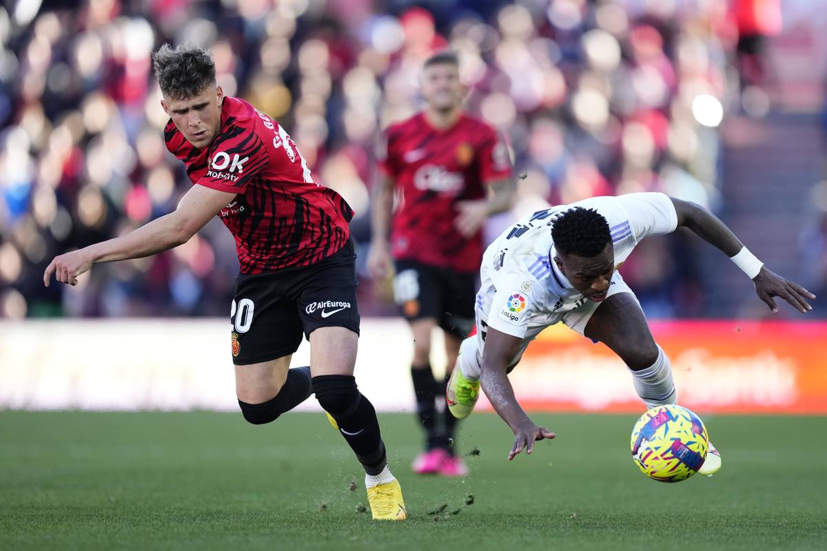 „Plângăciosule!” » Vinicius, inamicul numărul 1 al celor de la Mallorca: „Nu vei avea niciodată banii mei”