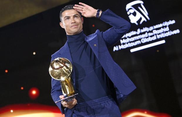 Ronaldo, la 39 de ani » 5 borne de neatins dintr-o carieră mitică
