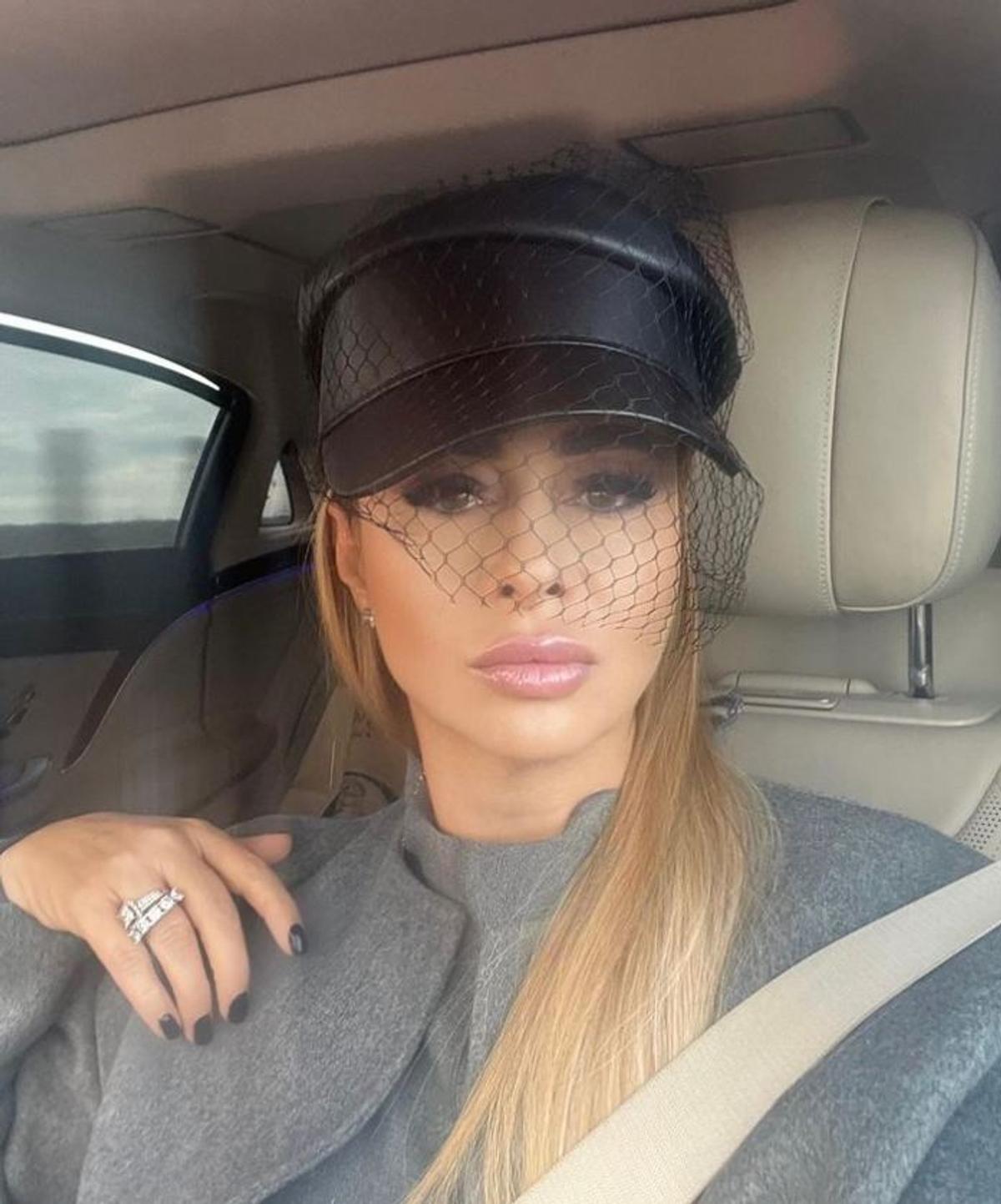 Anamaria Prodan a intrat în sală și învață mișcări de box de la iubit! Imagini de la antrenament