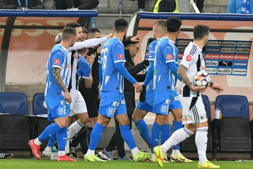 Universitatea Craiova - Universitatea Cluj, runda #25 din Superliga // foto: Cristi Preda (GSP)