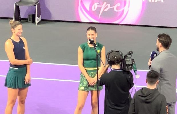 Sorana Cîrstea și Irina Begu, dialog amuzant cu Horia Tecău după victoria de la Cluj: „Aveți numărul meu” / „Îmi e rușine că a trebuit să te uiți la noi”