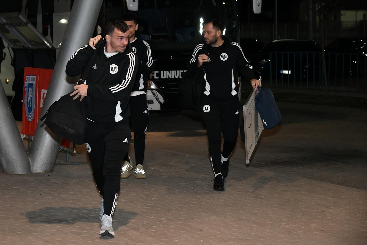 U Craiova - U Cluj, imagini surprinse îniante de meci