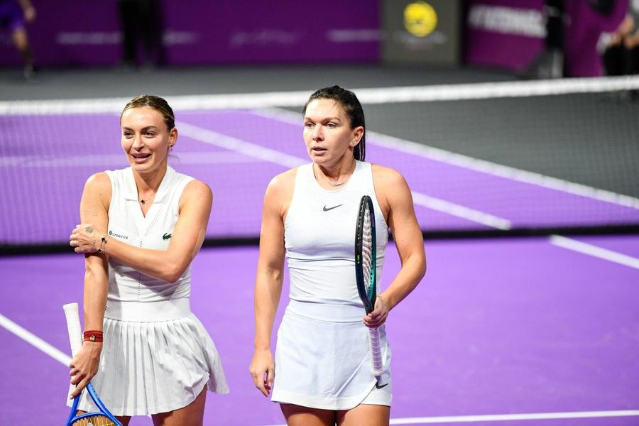 Ana Bogdan și Simona Halep au jucat un meci de dublu la Transylvania Open/Foto: Imago Images Ana Bogdan, după calificarea în turul 2 la Transylvania Open: „Îmi doresc să mă bucur de tenis” + Omagiu pentru Simona Halep: „A avut un impact uriaș”
