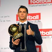 Primul Balon de Aur câștigat de Cristiano Ronaldo. foto: Imago