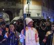 Cristi Chivu poartă flacăra olimpică prin Milano / FOTO: Captură X