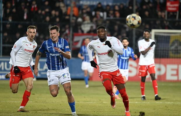 Kennedy Boateng, lăudat după cele două goluri cu Farul Constanța: „La Dinamo a mai fost un fundaș la fel, îl chema...”