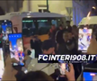 Cristi Chivu poartă flacăra olimpică prin Milano / FOTO: Captură X