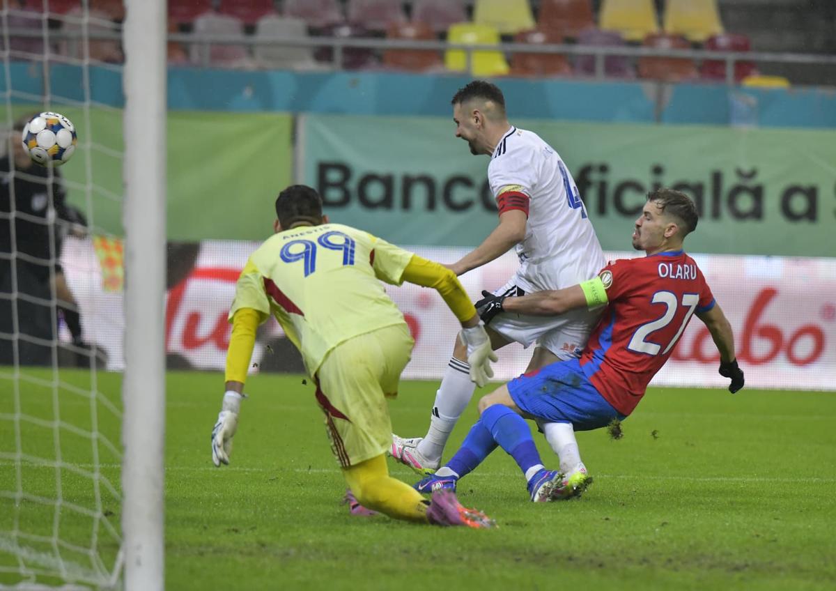 Atenție, vine „crocodilul” » FCSB câștigă cu FC Botoșani și se apropie la două puncte de play-off