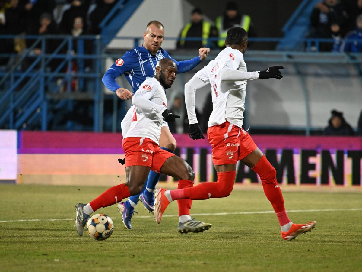 Mamoudou Karamoko, suspendat pentru Craiova! Panduru anticipează o surpriză: „Alex Pop nu va fi titular nici așa”