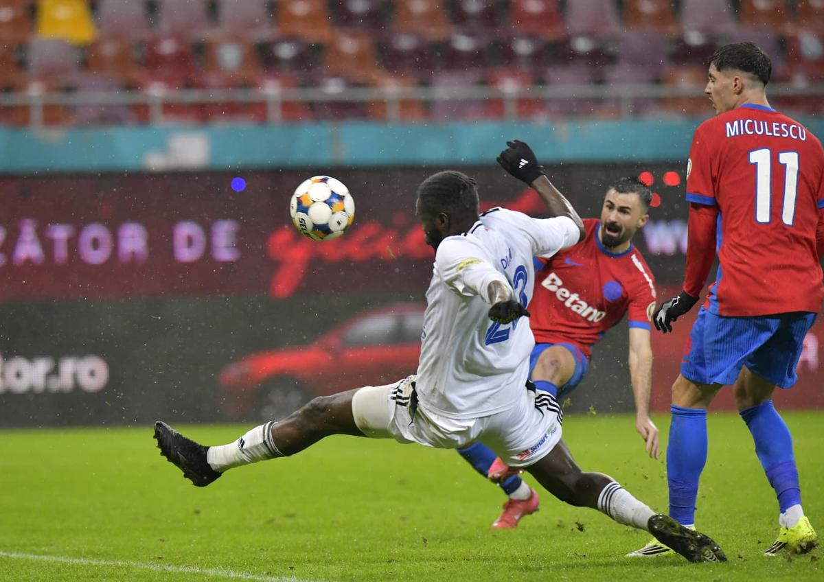 Atenție, vine „crocodilul” » FCSB câștigă cu FC Botoșani și se apropie la două puncte de play-off