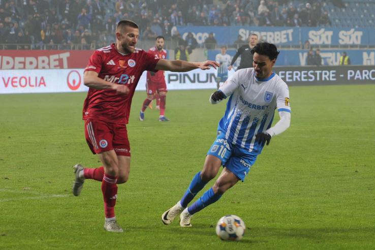 Ștefan Baiaram în Universitatea Craiova - Oțelul // foto: Andrei Furnigă (GSP.ro)