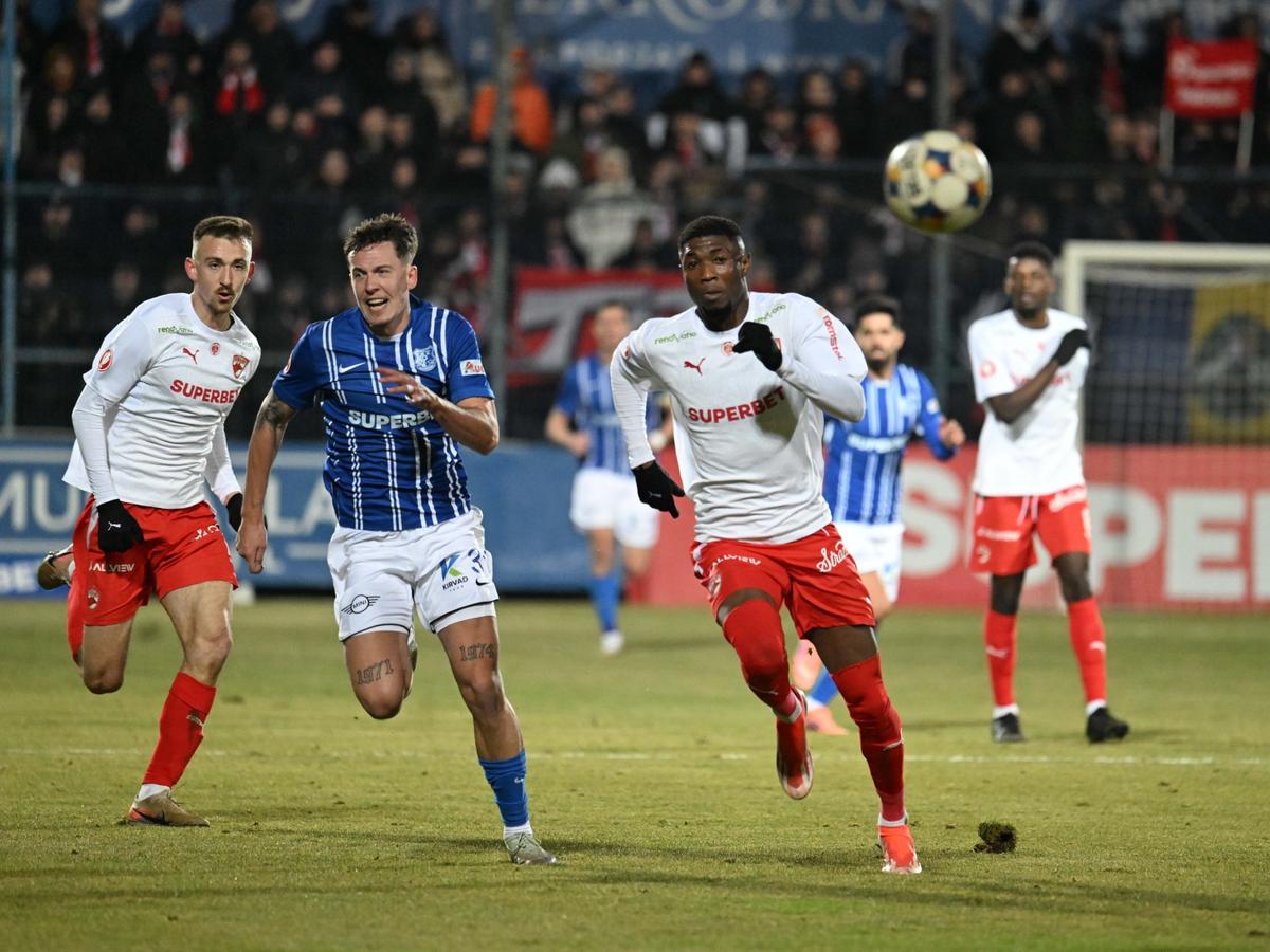 Mamoudou Karamoko, suspendat pentru Craiova! Panduru anticipează o surpriză: „Alex Pop nu va fi titular nici așa”