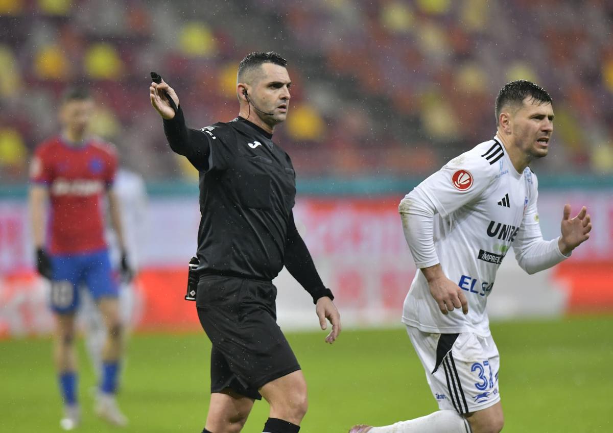 Atenție, vine „crocodilul” » FCSB câștigă cu FC Botoșani și se apropie la două puncte de play-off
