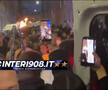 Cristi Chivu poartă flacăra olimpică prin Milano / FOTO: Captură X
