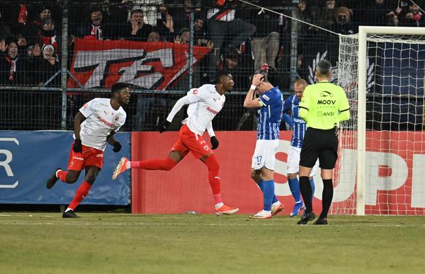 Vasile Miriuță o avertizează pe Dinamo după victoria cu Farul Constanța: „Să stea cu ochii pe ele”