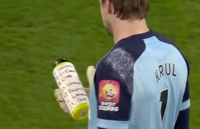 TOTTENHAM - NORWICH / FOTO Imagini tari din Anglia! Cum a fost păcălit Mourinho în Cupă » Metoda „sticla de apă” la penalty-uri
